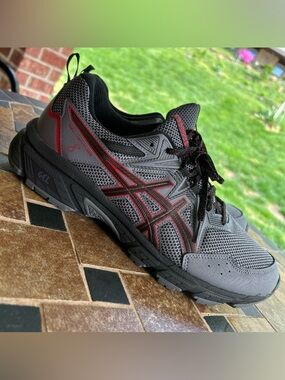 Asics Gel Venture 8 Mens Size 10 Running Shoes Metropolis Red /Black/Grey New!